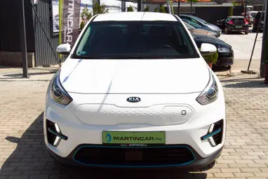 KIA NIRO e-Niro 39kWh City Star Edition Eredeti Magyar Auto + Gyári 7év GARANCIA + Sérülésmentes !!