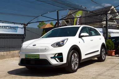 KIA NIRO e-Niro 39kWh City Star Edition Eredeti Magyar Auto + Gyári 7év GARANCIA + Sérülésmentes !!