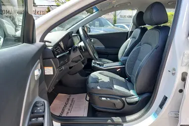 KIA NIRO e-Niro 39kWh City Star Edition Eredeti Magyar Auto + Gyári 7év GARANCIA + Sérülésmentes !!