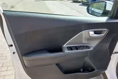 KIA NIRO e-Niro 39kWh City Star Edition Eredeti Magyar Auto + Gyári 7év GARANCIA + Sérülésmentes !!