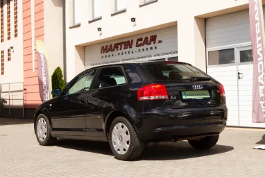 AUDI A3 1.6 Attraction Sport Line + Magasan Extrás +Igényes állapot +2X-s GARANCIA !!
