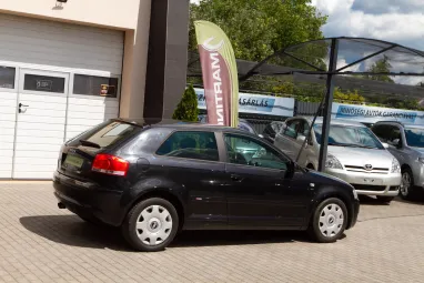 AUDI A3 1.6 Attraction Sport Line + Magasan Extrás +Igényes állapot +2X-s GARANCIA !!