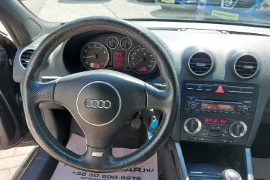 AUDI A3 1.6 Attraction Sport Line + Magasan Extrás +Igényes állapot +2X-s GARANCIA !!