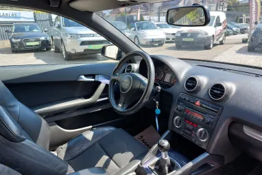AUDI A3 1.6 Attraction Sport Line + Magasan Extrás +Igényes állapot +2X-s GARANCIA !!