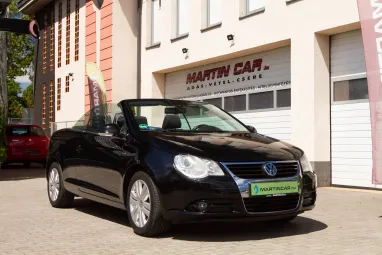 VOLKSWAGEN EOS 1.6 FSI Diamond +Végig vezetett Szervízkönyv +Első Tulajdonos +2X-s GARANCIA !!