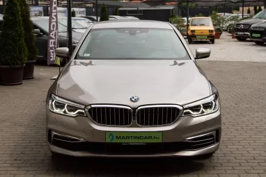 BMW 5-ÖS SOROZAT 530e xDrive (Automata) Individual Kaschmir Silver +Magyar +1.Tulajdonos +Gyári GARANCIA !!
