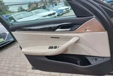 BMW 5-ÖS SOROZAT 530e xDrive (Automata) Individual Kaschmir Silver +Magyar +1.Tulajdonos +Gyári GARANCIA !!