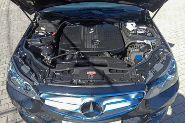 MERCEDES-BENZ E 220 CDI Avantgarde (Automata) Obsidian Black Metallic +Keveset futott +80e km!! +Mint az ÚJ! +2X-s GARANCIA !!