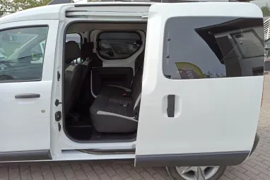 DACIA DOKKER 1.2 TCe Stepway Blanc Glacier Magyar 1. Tulajdonos +40e km! +Vez. Sz.könyv +2X-s GARANCIA !!