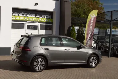 VOLKSWAGEN GOLF VII e-Golf Edition Limestone Grey Edition +Magánszemély Tulajdonos +Mint az ÚJ! +2X-s GARANCIA !!