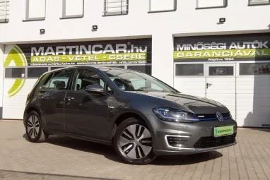 VOLKSWAGEN GOLF VII e-Golf Edition Limestone Grey Edition +Magánszemély Tulajdonos +Mint az ÚJ! +2X-s GARANCIA !!