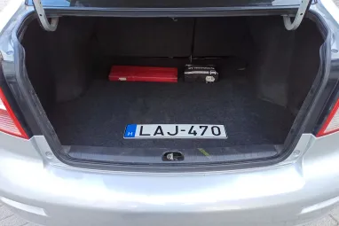 SUZUKI SX4 Sedan 1.6 GLX AC Silky Silver Metallic Edition +Keveset futott +2X-s GARANCIA !!