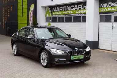 BMW 3-AS SOROZAT 318d Luxury (Automata) Black Sapphire Metalic +Magánszemély Tulajdonos +Eredeti Magyar Autó