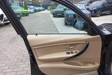 BMW 3-AS SOROZAT 318d Luxury (Automata) Black Sapphire Metalic +Magánszemély Tulajdonos +Eredeti Magyar Autó