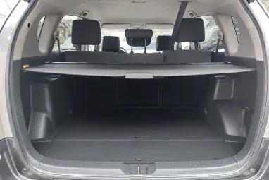TOYOTA COROLLA VERSO 2.2 D-4D Fullmoon Végig Toyatában vez. Szervizkönyv + Friss Szervíz és Vizsga +2X-s GARANCIA !!
