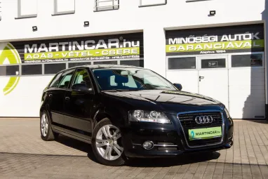 AUDI A3 1.4 TFSI Attraction SPORTBack Brilliant Black Pearl +1.Tulaj +Friss KPM Vizsga +Végig vez. Sz.Könyv!