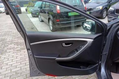 HYUNDAI I30 1.4i Life Steel Grey 2 Metallic +Első Tulajdonostól !! +120e km !! +2X-s GARANCIA !!