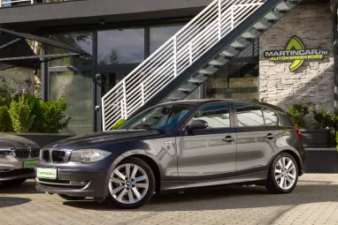 BMW 118d (Automata) Sparkling Graphite Metallic +Első Tulajdonostól! +2X-s GARANCIA !!