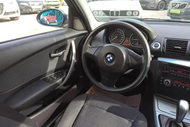 BMW 118d (Automata) Sparkling Graphite Metallic +Első Tulajdonostól! +2X-s GARANCIA !!