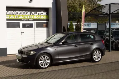 BMW 118d (Automata) Sparkling Graphite Metallic +Első Tulajdonostól! +2X-s GARANCIA !!