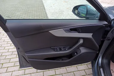 AUDI A4 Avant 2.0 TDI Design Quartz Gray Metallic +Első Tulajdonostól +Friss Műszakival +2X-s GARANCIA !!