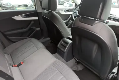 AUDI A4 Avant 2.0 TDI Design Quartz Gray Metallic +Első Tulajdonostól +Friss Műszakival +2X-s GARANCIA !!