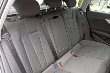 AUDI A4 Avant 2.0 TDI Design Quartz Gray Metallic +Első Tulajdonostól +Friss Műszakival +2X-s GARANCIA !!