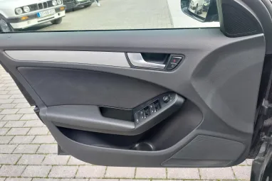 AUDI A4 Avant 1.8 T FSi Brilliant Black +Friss szerviz + Igényes Prémium állapot +2X-s Garancia !!