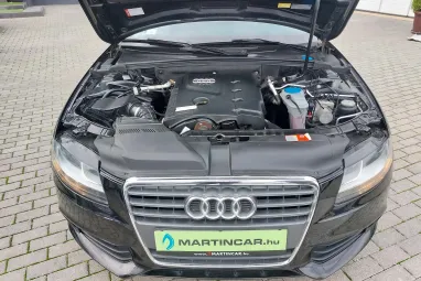 AUDI A4 Avant 1.8 T FSi Brilliant Black +Friss szerviz + Igényes Prémium állapot +2X-s Garancia !!