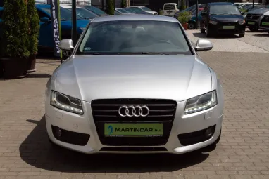 AUDI A5 Coupé 2.7 TDI DPF multitronic Ice Silver Metallic +Szervizelt állapot +2X-s GARANCIA !!