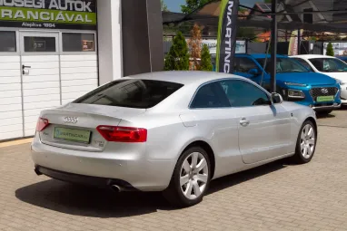 AUDI A5 Coupé 2.7 TDI DPF multitronic Ice Silver Metallic +Szervizelt állapot +2X-s GARANCIA !!