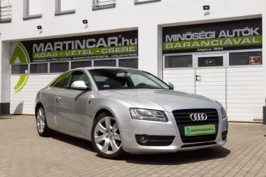 AUDI A5 Coupé 2.7 TDI DPF multitronic Ice Silver Metallic +Szervizelt állapot +2X-s GARANCIA !!