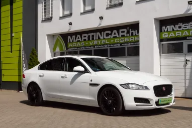 JAGUAR XF 2.0 i4D Prestige (Automata) Polaris White +FULL Extra +Panoráma +Kerékgarnitúra +2X-s GARANCIA !!