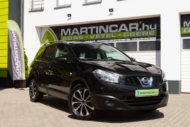 NISSAN QASHQAI+2 2.0 dCi i-Way 4WD (Automata) Pearl Black Edition +Panoráma +130e. Km +Felszerelt +2X-s GARANCIA !!