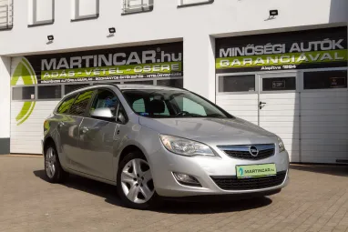 OPEL ASTRA J Sports Tourer 1.7 CDTI Sport Argon Silber +Full Vez.Szervizkönyv +Igényes állapot +2X-s GARANCIA !!