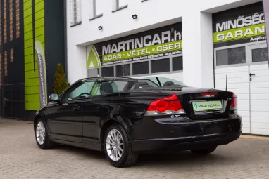 VOLVO C70 2.0 D Kinetic Sport Sapphire Black Edition +Első Tulajdonos +Prémium állapot +2X-s Garancia !!