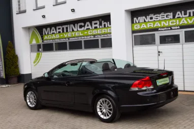 VOLVO C70 2.0 D Kinetic Sport Sapphire Black Edition +Első Tulajdonos +Prémium állapot +2X-s Garancia !!