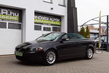 VOLVO C70 2.0 D Kinetic Sport Sapphire Black Edition +Első Tulajdonos +Prémium állapot +2X-s Garancia !!