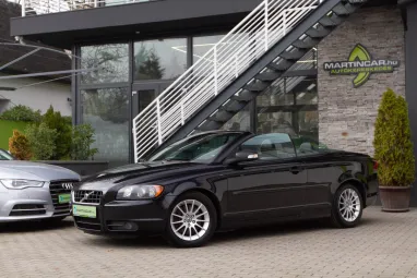 VOLVO C70 2.0 D Kinetic Sport Sapphire Black Edition +Első Tulajdonos +Prémium állapot +2X-s Garancia !!