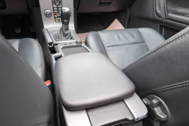 VOLVO C70 2.0 D Kinetic Sport Sapphire Black Edition +Első Tulajdonos +Prémium állapot +2X-s Garancia !!