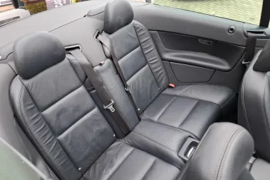 VOLVO C70 2.0 D Kinetic Sport Sapphire Black Edition +Első Tulajdonos +Prémium állapot +2X-s Garancia !!