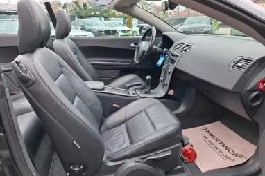 VOLVO C70 2.0 D Kinetic Sport Sapphire Black Edition +Első Tulajdonos +Prémium állapot +2X-s Garancia !!
