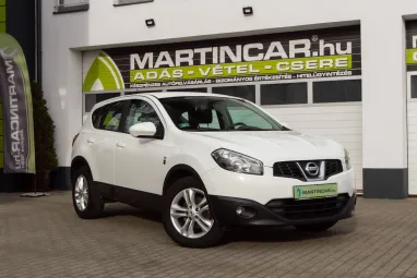 NISSAN QASHQAI 1.6 Visia Solid Arctic White +Igényes állapot +1.Tulajdonos +Friss Vizsga +2X-s GARANCIA !