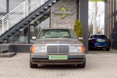 MERCEDES-BENZ W 124 200 E Light Brown +Friss Műszakival +Napfénytető +Vonóhorog +2X-s GARANCIA !!