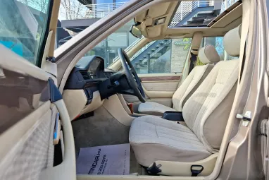MERCEDES-BENZ W 124 200 E Light Brown +Friss Műszakival +Napfénytető +Vonóhorog +2X-s GARANCIA !!