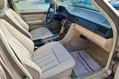 MERCEDES-BENZ W 124 200 E Light Brown +Friss Műszakival +Napfénytető +Vonóhorog +2X-s GARANCIA !!
