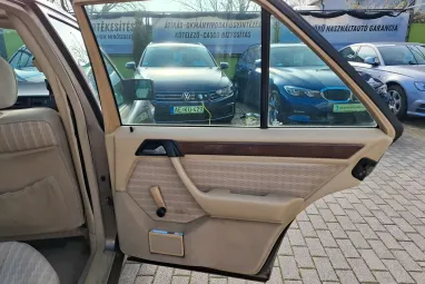 MERCEDES-BENZ W 124 200 E Light Brown +Friss Műszakival +Napfénytető +Vonóhorog +2X-s GARANCIA !!