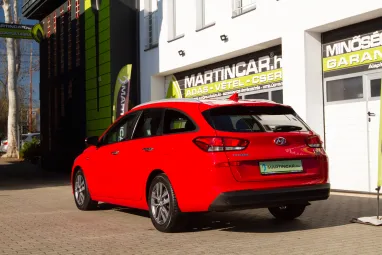 HYUNDAI I30 1.0 T-GDi Travel Plus Prémium +Engine Red +Igényes állapot +Magas Felszereltség +2X-s GARANCIA !!