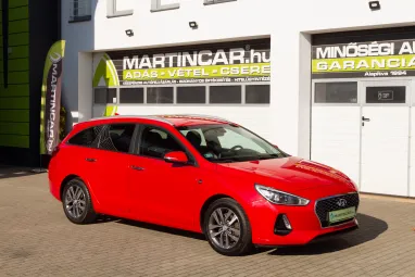 HYUNDAI I30 1.0 T-GDi Travel Plus Prémium +Engine Red +Igényes állapot +Magas Felszereltség +2X-s GARANCIA !!