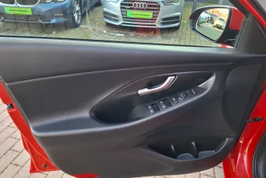 HYUNDAI I30 1.0 T-GDi Travel Plus Prémium +Engine Red +Igényes állapot +Magas Felszereltség +2X-s GARANCIA !!
